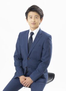 泊野 俊祐